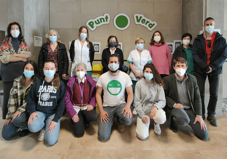 Participantes en el acto de inauguración del Punt Verd.