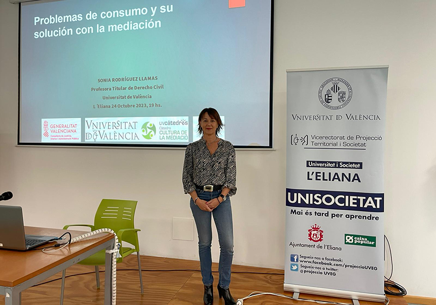 Sonia Rodríguez-Llamas en la conferencia