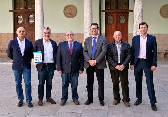 El professor Emilio Soria participa en la presentació de la publicació ‘Innovació i intel·ligència artificial al servei del desenvolupament rural’