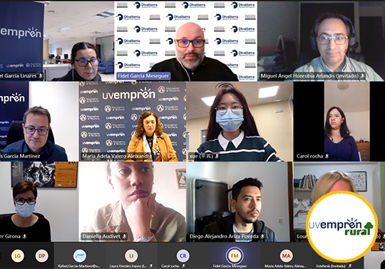 Participants en la sessió online de l'acte de clausura