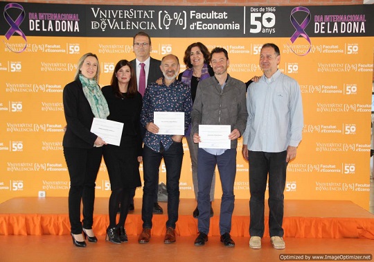 Entrega del “VI Premio de Igualdad de la Facultat dEconomia” y el Premio al “I Concurso de Publicaciones de Género”