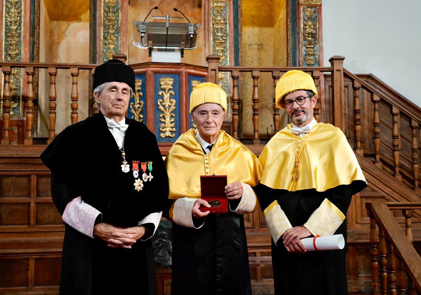Josep Lluis Barona amb la medalla Andrés Laguna
