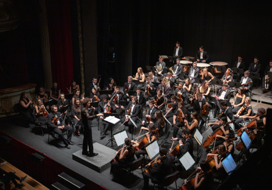 La Orquestra Filharmònica de la Universitat de València.