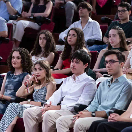 Premiats a les proves PAU i NAU