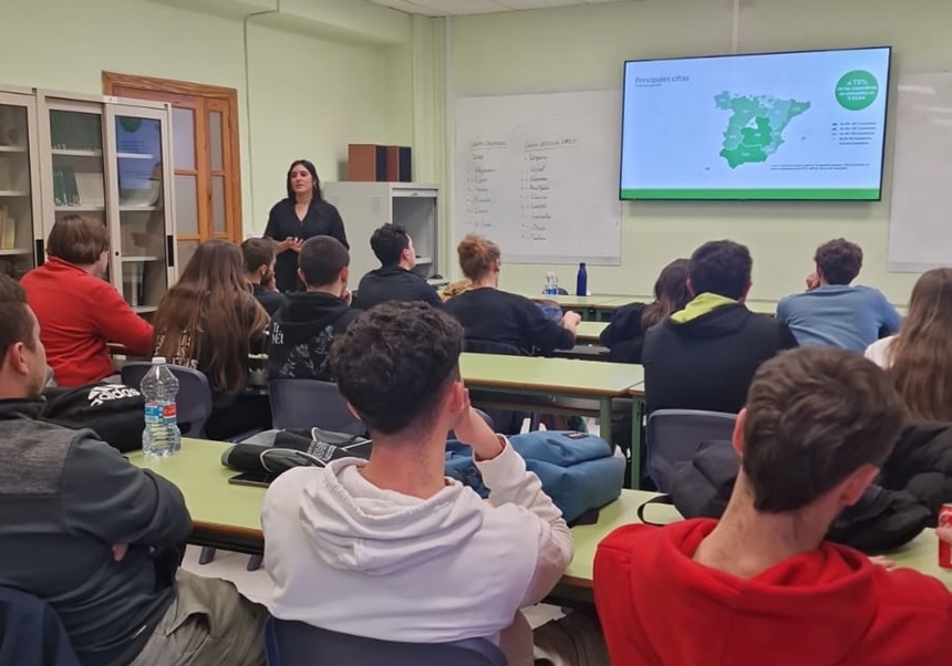 Momento durante el seminario con Andrea Rey Martí.