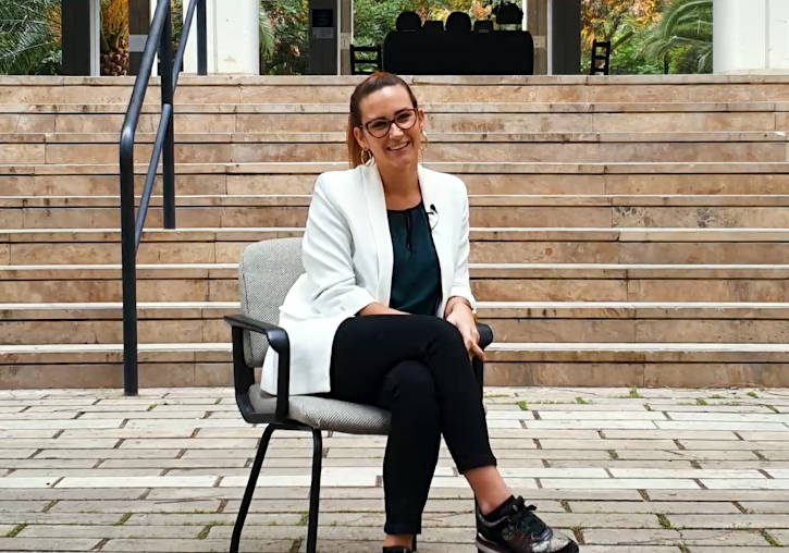 Mar i Cel Fabregat es logopeda y se graduó en la Universitat de València.