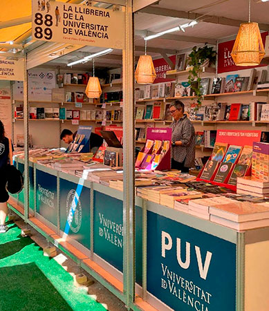 Caseta de la UV a la Fira del Llibre 2025