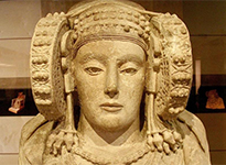 Lady of Elche in the National Archaeological Museum (Wikimedia)