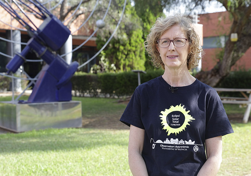 Amelia Ortiz, astrónoma del Observatorio Astronómic de la Universitat de València.