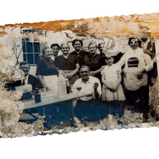 Grup de persones menjant