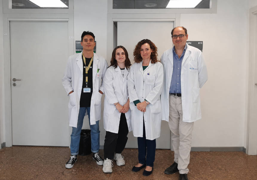El equipo investigador y los directores del estudio, Begoña Pineda y José Alejandro Pérez Fidalgo (los dos últimos por la izquierda).