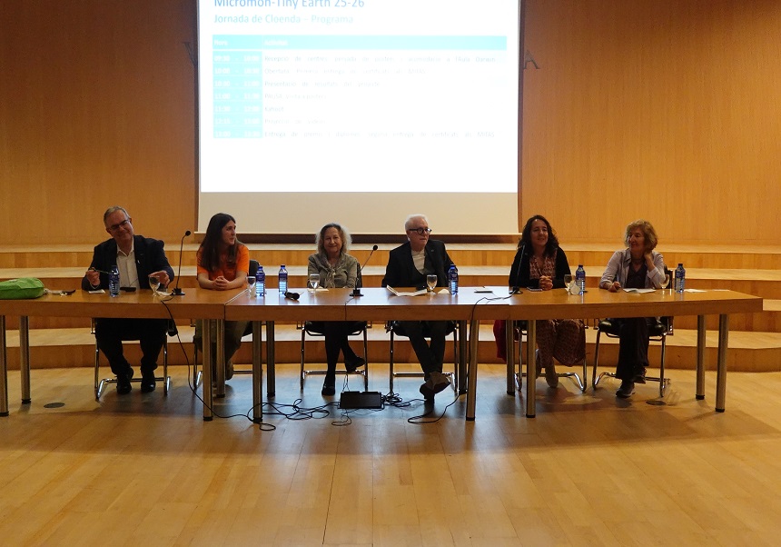 La Universitat acogió la Jornada de Clausura de la novena edición del proyecto Micromón-Tiny Earth, un proyecto de divulgación científica para alumnado de educación secundaria