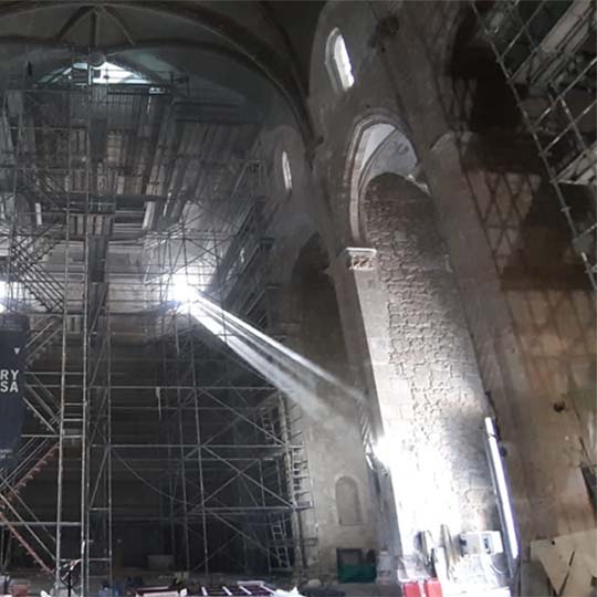 Foto de les obres de l'esglèsia