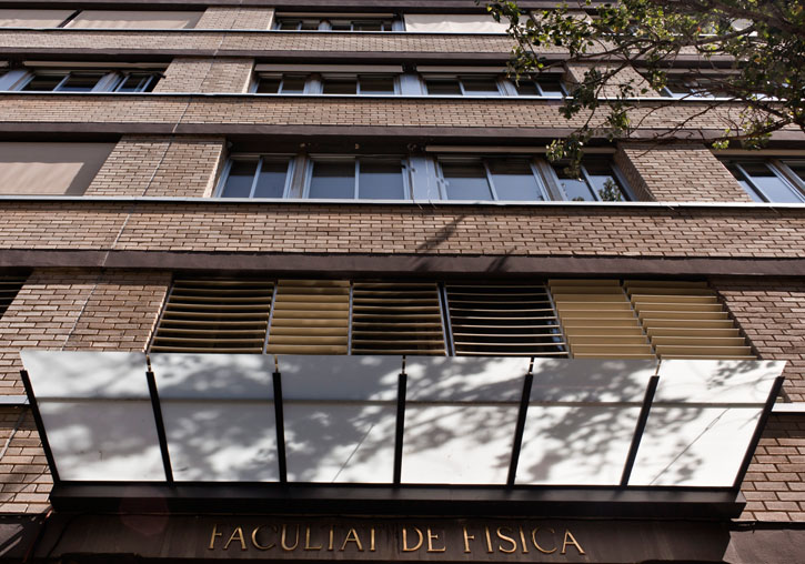 Facultat de Física de la Universitat de València.