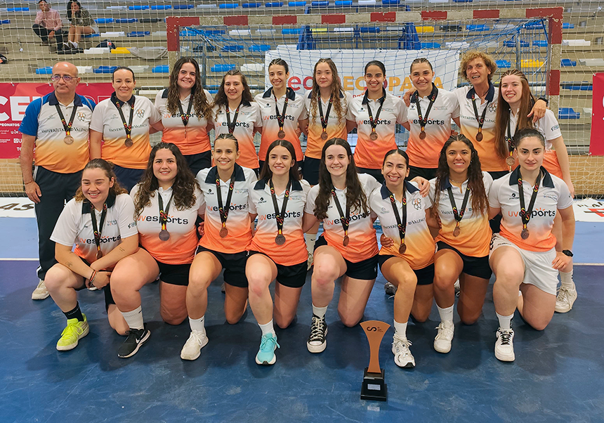 equip amb el trofeu