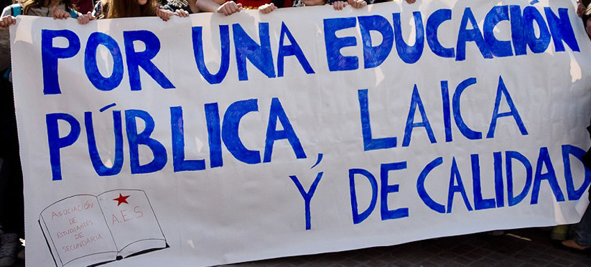 En defensa de l'escola pública i laica. Acadèmia Pública. 17/09/2019. Centre Cultural La Nau. 19.00h