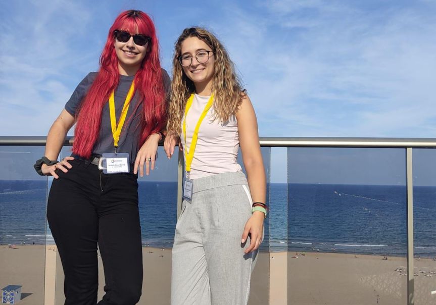 Cristina and Sofía in ESAM2023
