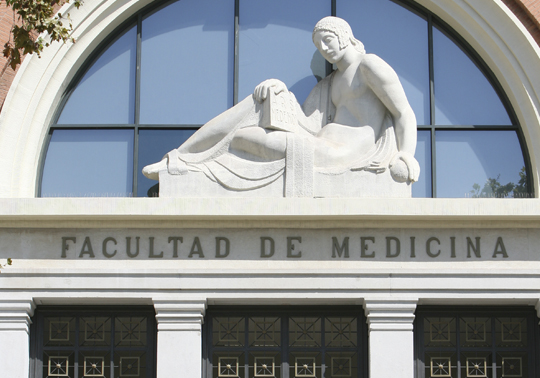  Faculty of Medicine and Dentistry