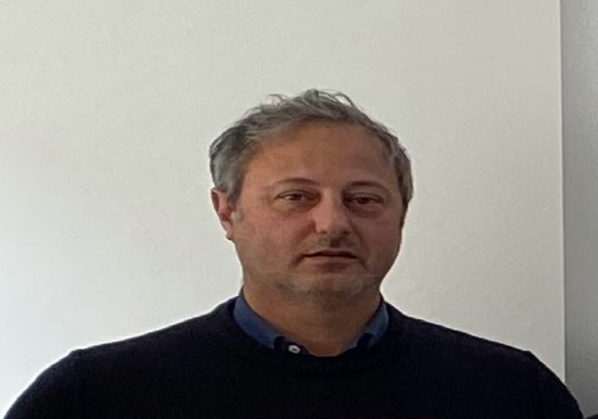 Speaker's Photograph