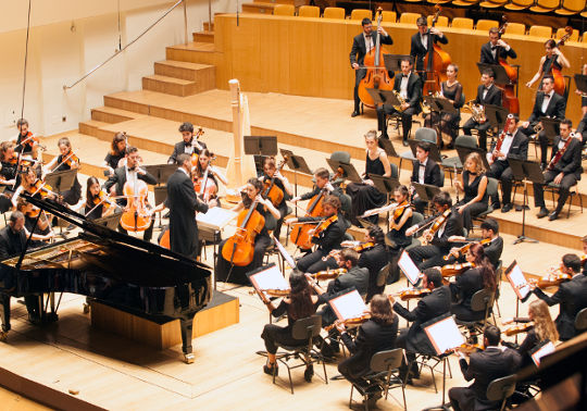 Orquestra Filharmònica de la Universitat de València.