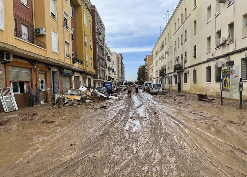  La Universitat presenta ‘29 O, Un any després’, el portal que reúne un año de investigación, solidaridad y memoria tras la dana
