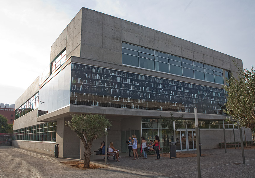 UV Tarongers Campus