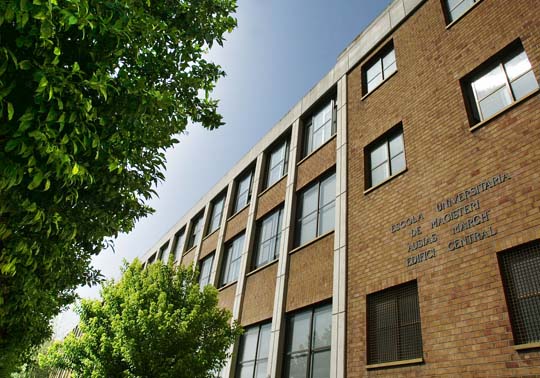 Fachada de la sede del Máster de Profesorado de Educación Secundaria