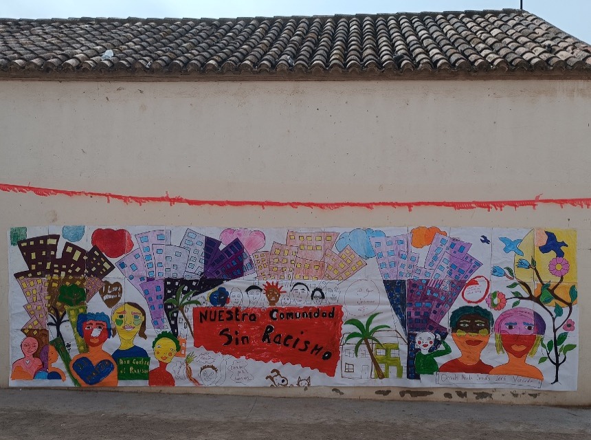 Fotografia mural antiracista Orriols