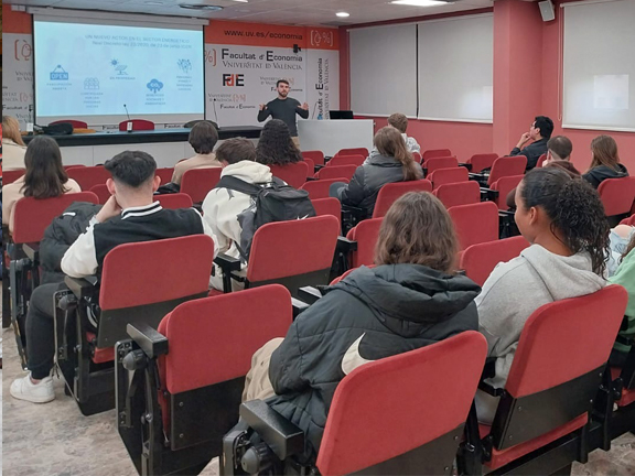 Ponencia Comunidades Energéticas: un modelo energético más humano  (29/04/2024) - imatge 0