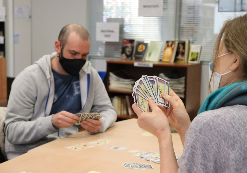 Tournament of La Fallera Calavera card game at the Blasco Ibáñez Languages Learning Centre [7/10, 11am]