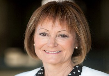 La Rectora Mestre participa en una sessió de l'Espai d'Economia