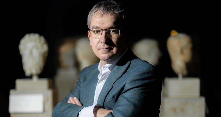 Photo of Santiago Posteguillo