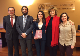 Mª José Catalán with the Assessment Committee and the director of the Doctoral Thesis