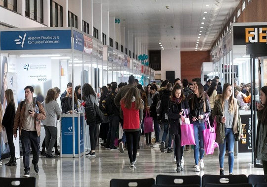 Participantes en una edición anterior de los premios