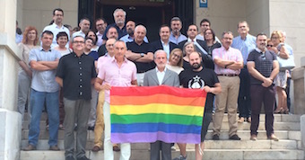 Concentració en Rectorat en defensa de la comunitat LGTB
