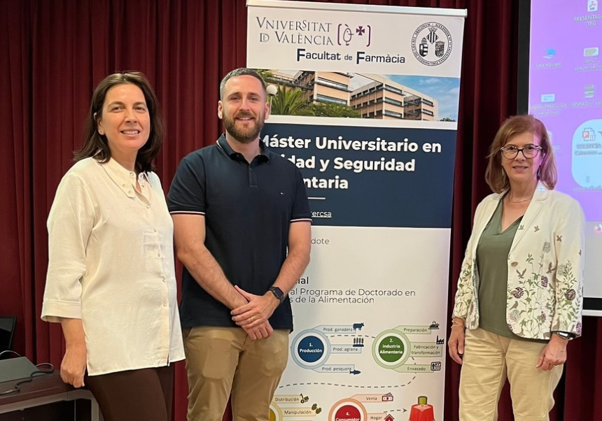 Dra. Mónica Fernández-Franzón, D. Raul Anquela (ponente) y Dra. María José Ruiz