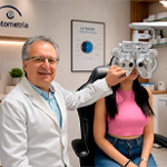 Andrés Gené, professor d’optometria de la UV i president COOCV: “Que una part del Sol quede oculta, no significa que la radiació solar deixe de ser perillosa”