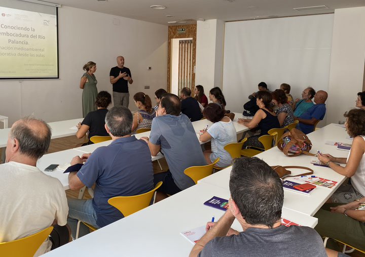 Primera reunió del projecte, al CEFIRE de Sagunt.