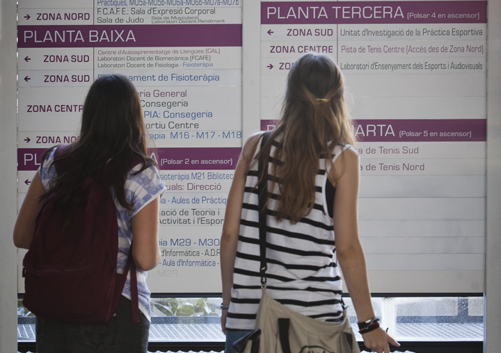 Estudiantes en una imatge d'arxiu.