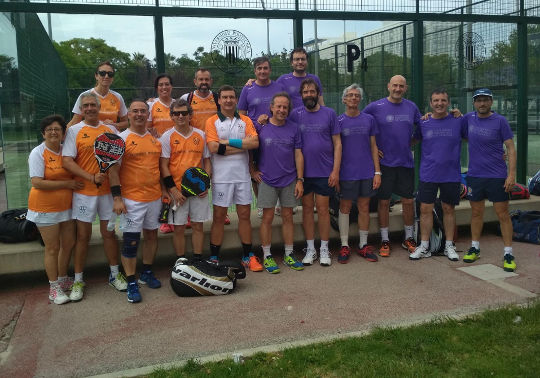 Los equipos de pádel de la UV y la UPV.