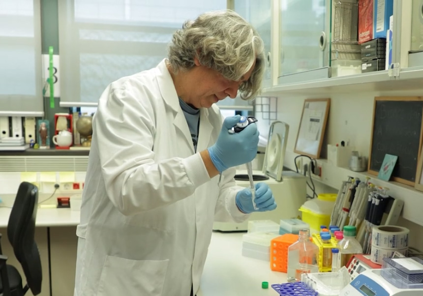 Francisco Dasí, profesor del Departamento de Fisiología (UV) y director del grupo de Investigación en Enfermedades Raras Respiratorias.