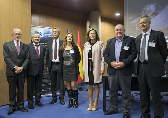 Una imatge dels representants institucionals del congrés