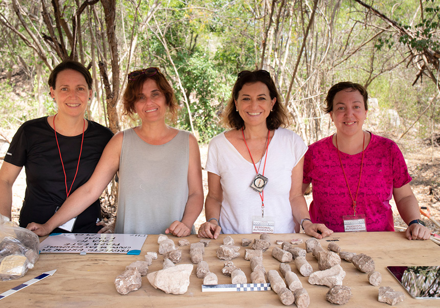 Investigadores del grup d'investigació Arsmaya