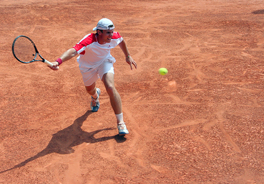 Tennis and paddle teams are ready to CADU return.