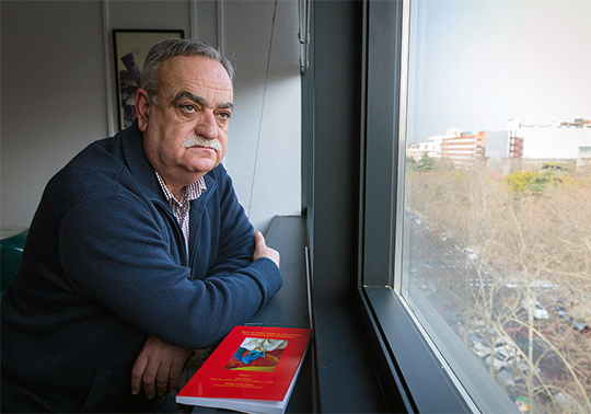 Photograph of Enric Serra.