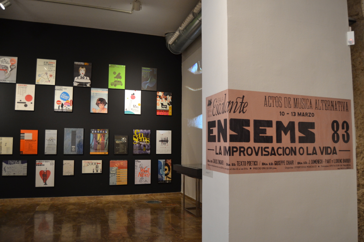 Exposición sobre los 40 años del festival Ensems. Foto: Marisol Sánchez.