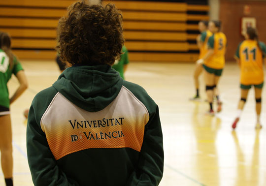 Imatge d'un entrenament a les instal·lacions de la Universitat.