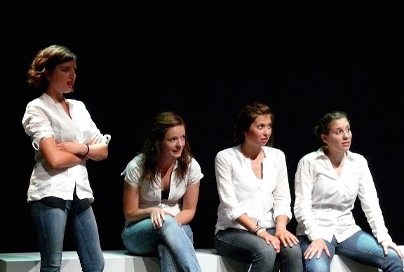 2011. De chalets y familias