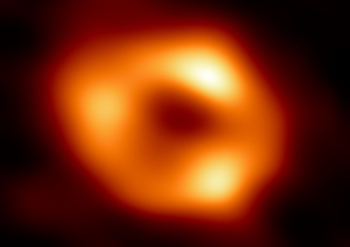 Image produced by the Event Horizon Telescope