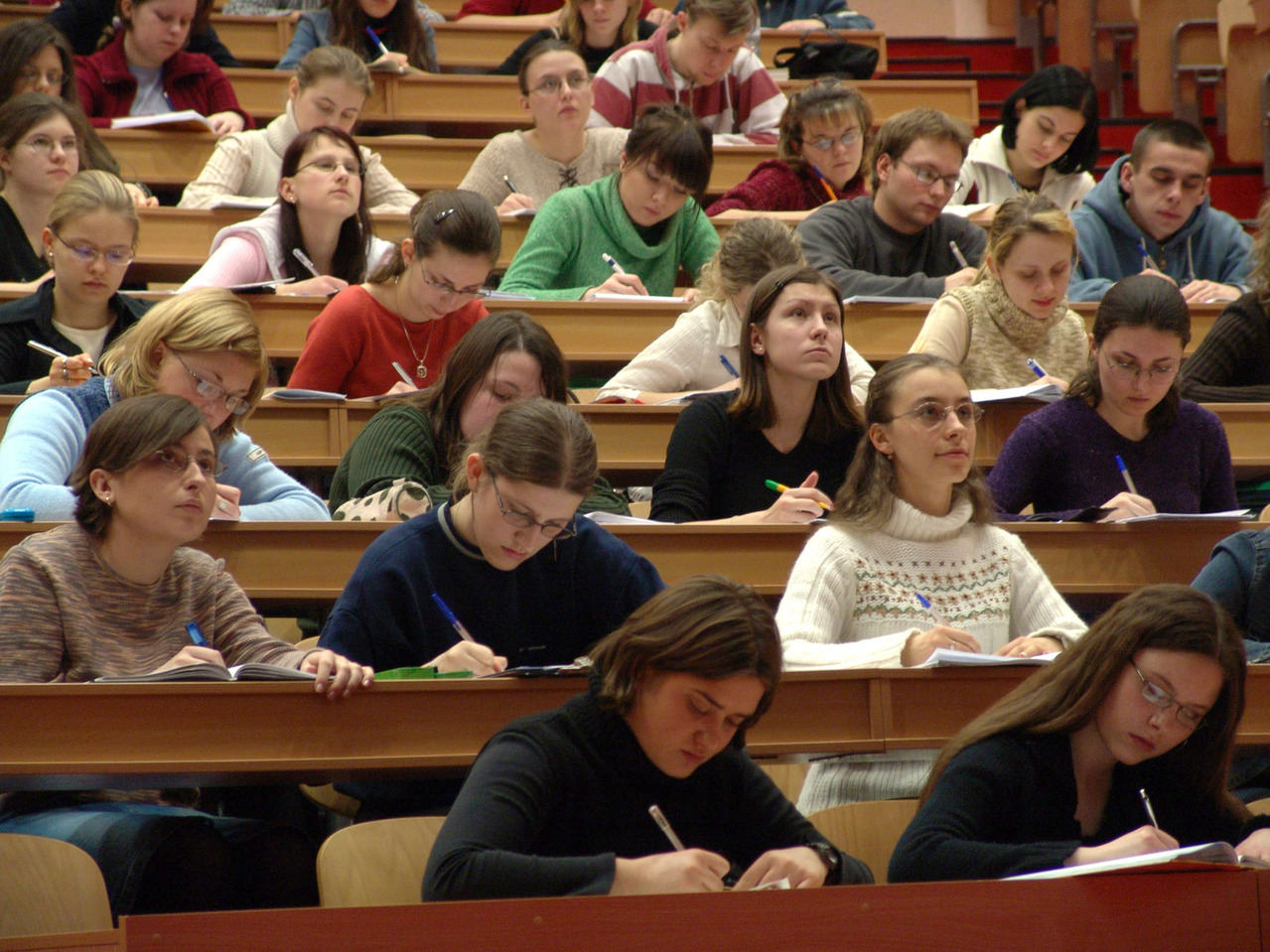 Estudiantes Universitarios